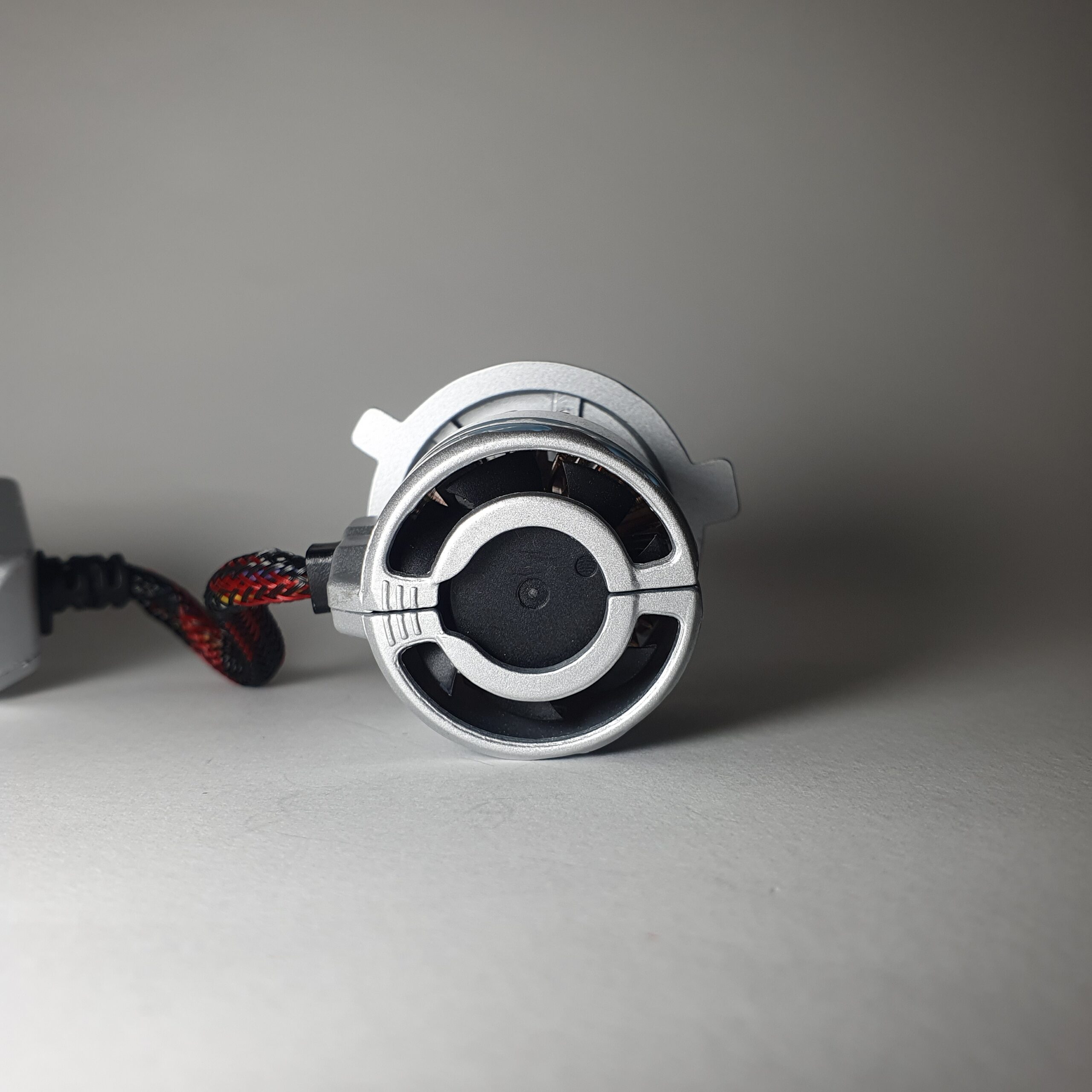 HK92-Y180 H4 200watt – Image 3